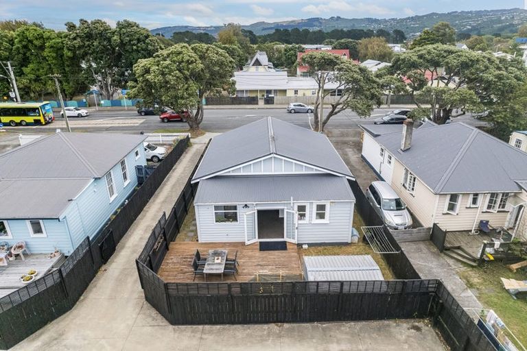 Photo of property in 104 Randwick Road, Moera, Lower Hutt, 5010