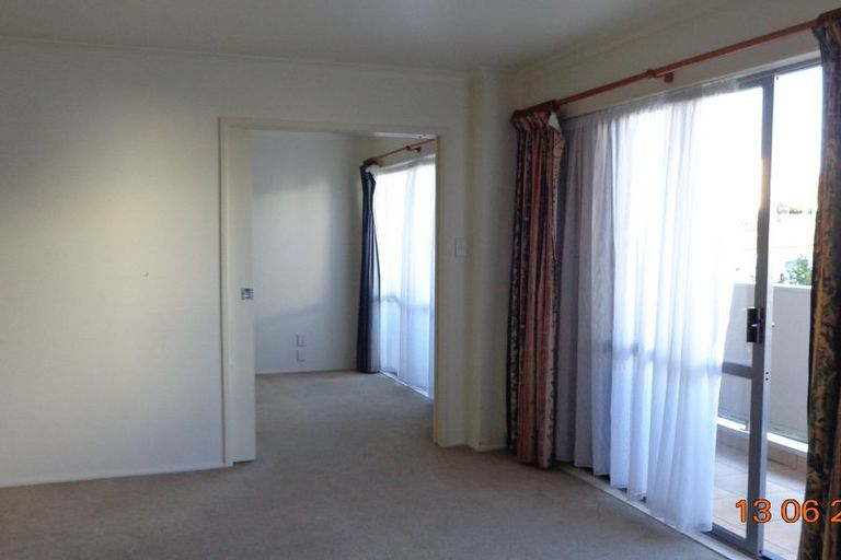 Photo of property in 14d/30 Westward Ho, Glen Eden, Auckland, 0602