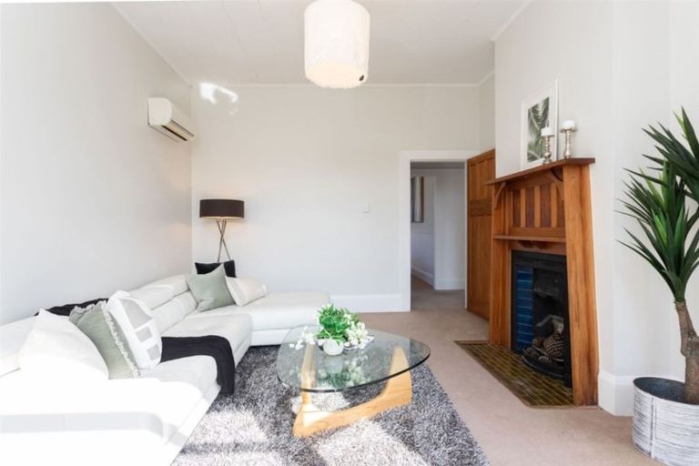Photo of property in 16 Winton Street, St Albans, Christchurch, 8014