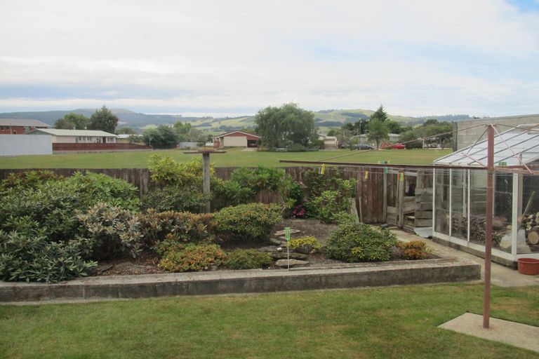 Photo of property in 10 Walnut Place, Mosgiel, 9024