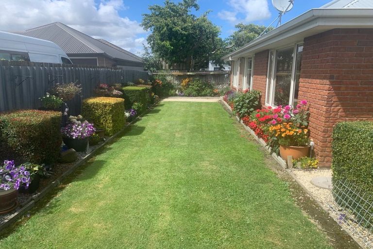 Photo of property in 2/7 Kennedys Bush Road, Halswell, Christchurch, 8025