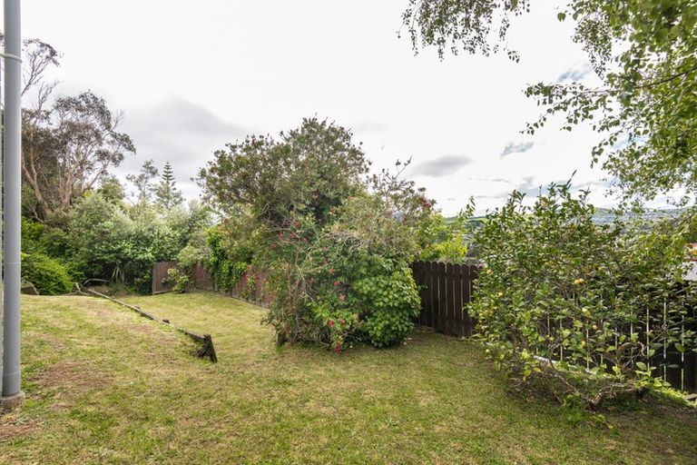Photo of property in 41 Cambrian Street, Churton Park, Wellington, 6037