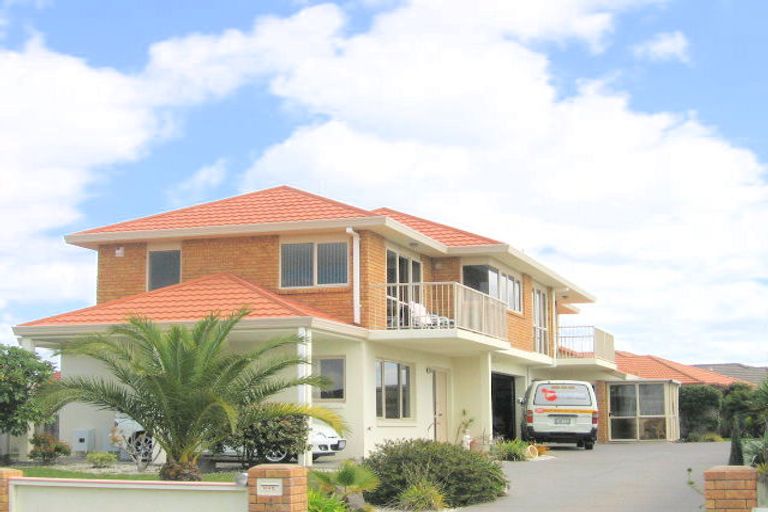 Photo of property in 4 Grevillea Place, Mount Maunganui, 3116