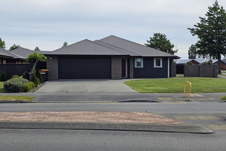 Photo of property in 50 Mcmahon Drive, Aidanfield, Christchurch, 8025