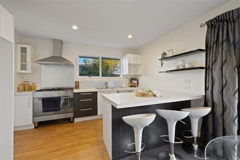 Photo of property in 478 Mairehau Road, Parklands, Christchurch, 8083