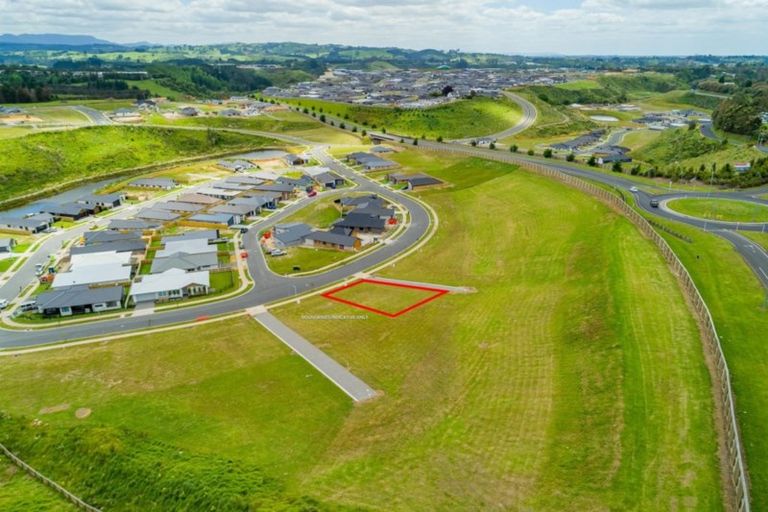 Photo of property in 75 Whakaturou Crescent, Pyes Pa, Tauranga, 3112