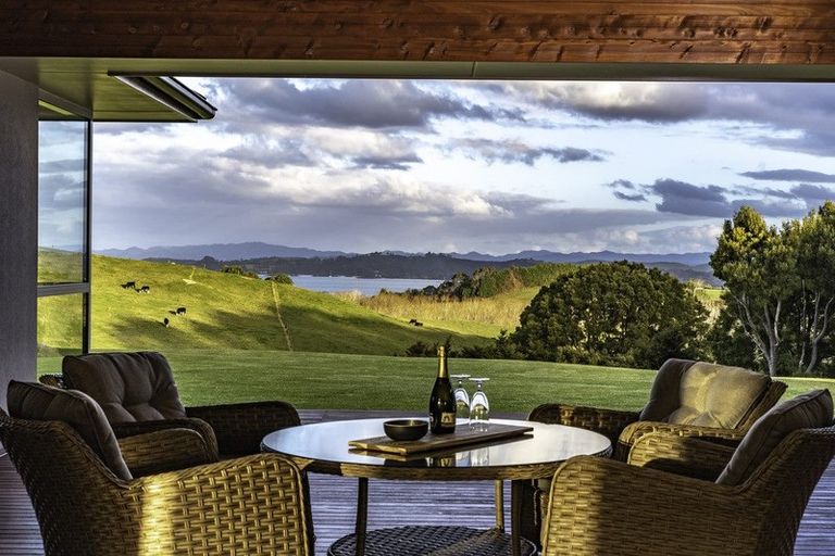 Photo of property in 34a Rangitane Road, Kerikeri, 0294