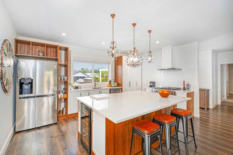 Photo of property in 5 Lady Jocelyn Place, Whitianga, 3510