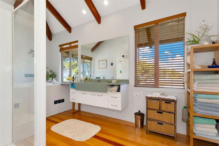 Photo of property in 41 Chamberlain Avenue, Amberley, 7481