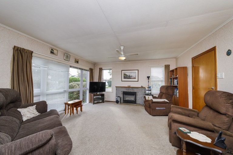 Photo of property in 77 Highbury Avenue, Highbury, Palmerston North, 4412