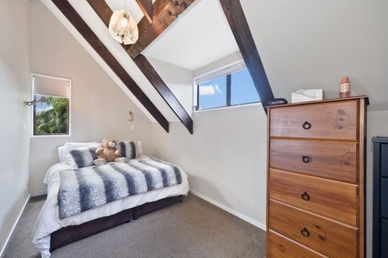 Photo of property in 249 Queenspark Drive, Parklands, Christchurch, 8083