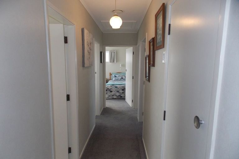 Photo of property in 45 Sutherland Crescent, Westbrook, Palmerston North, 4412