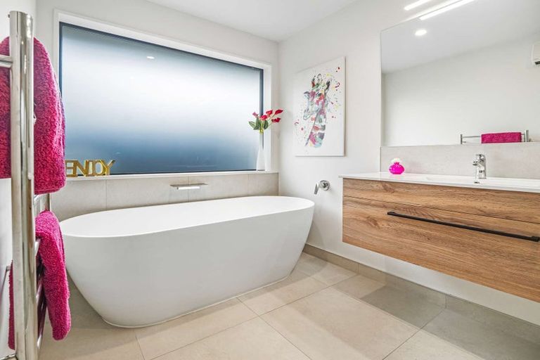 Photo of property in 10 Spirit Terrace, Rolleston, 7615