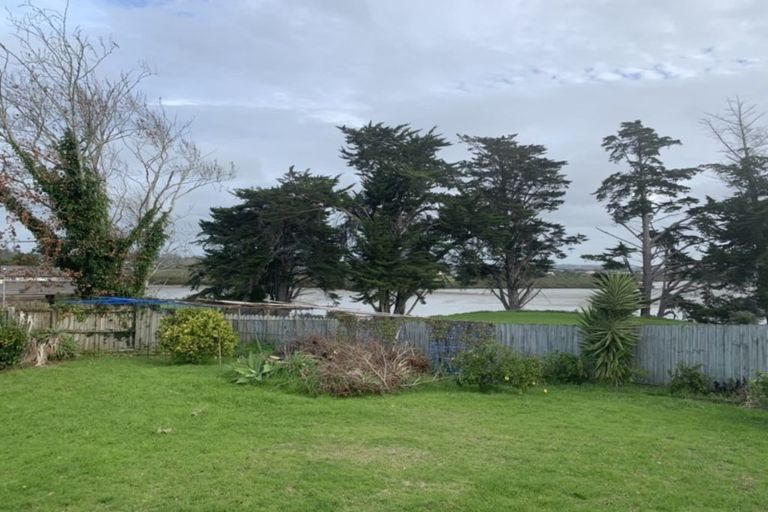 Photo of property in 9 Ramwall Place, Weymouth, Auckland, 2103