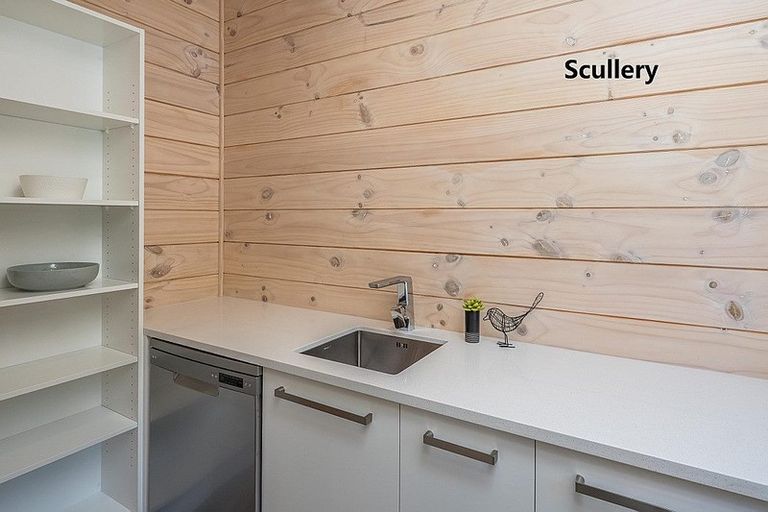 Photo of property in 214b Huia Street, Waikanae, 5391