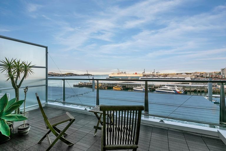 Photo of property in Shed 20 Princes Wharf Apartments, 48a/139 Quay Street, Auckland Central, Auckland, 1010