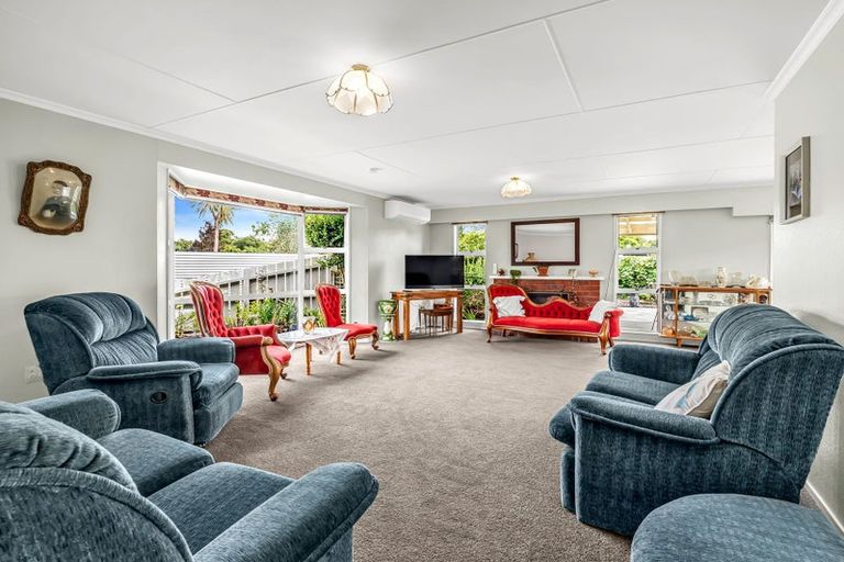 Photo of property in 14 Ferndale Place, Feilding, 4702