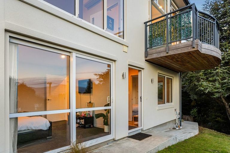 Photo of property in 4d Harmans Road, Lyttelton, 8082