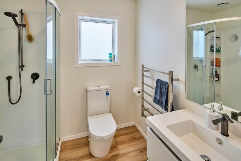 Photo of property in 28 Cynisca Crescent, Wallaceville, Upper Hutt, 5018