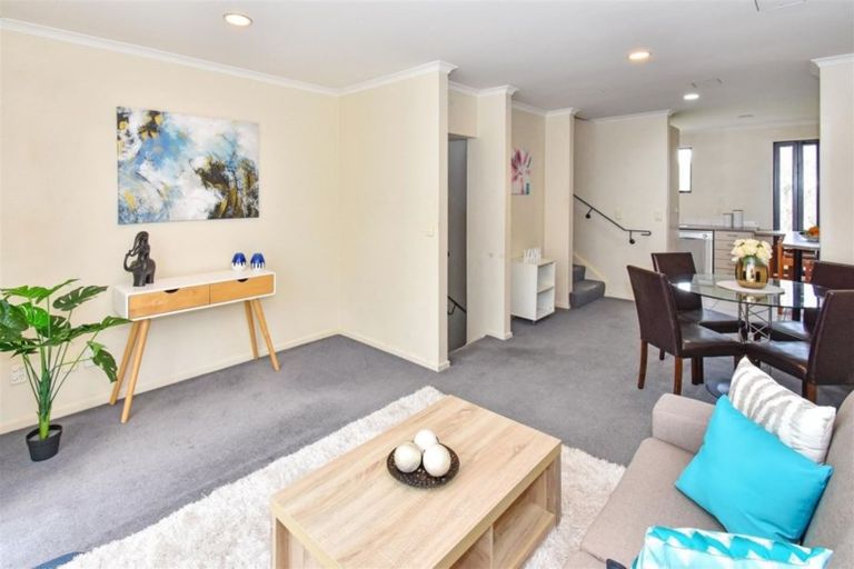 Photo of property in 4/266 Shirley Road, Papatoetoe, Auckland, 2025