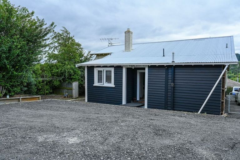 Photo of property in 2 Muir Street, Green Island, Dunedin, 9018