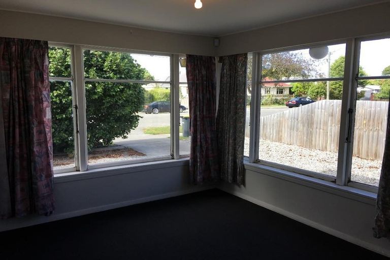 Photo of property in 111 Suva Street, Upper Riccarton, Christchurch, 8041