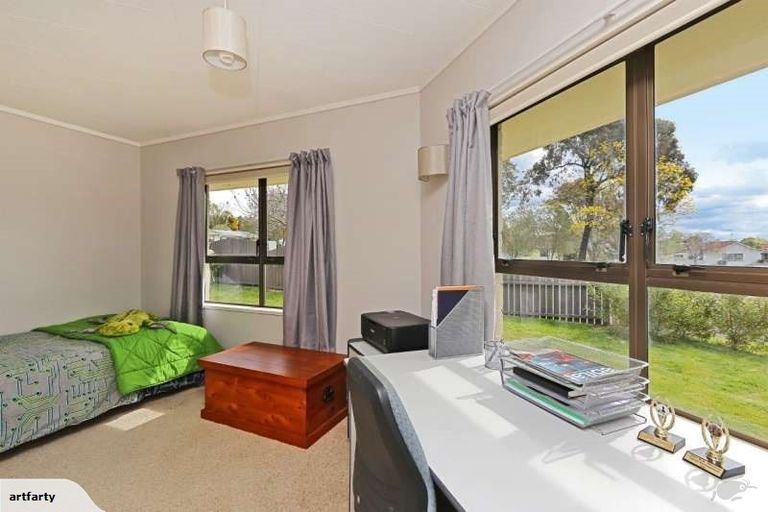 Photo of property in 1a Reeve Drive, Havelock North, 4130