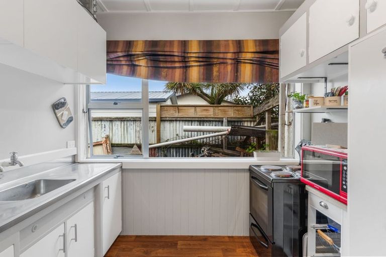 Photo of property in 17 Baker Street, New Brighton, Christchurch, 8083