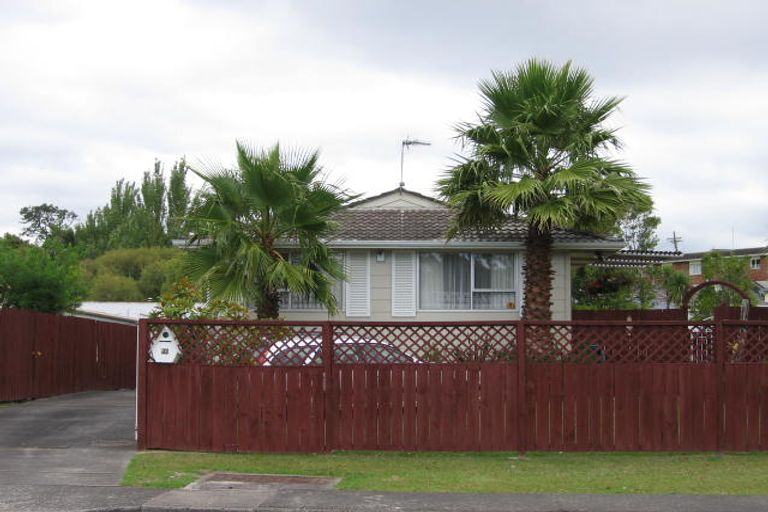 Photo of property in 55 Butterworth Drive, Glendene, Auckland, 0602