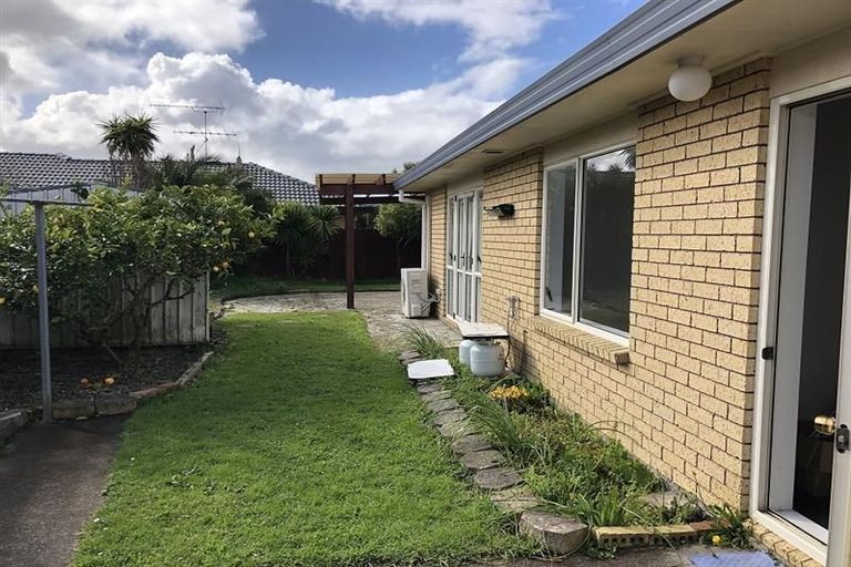 Photo of property in 27 Sheriff Place, Randwick Park, Auckland, 2105