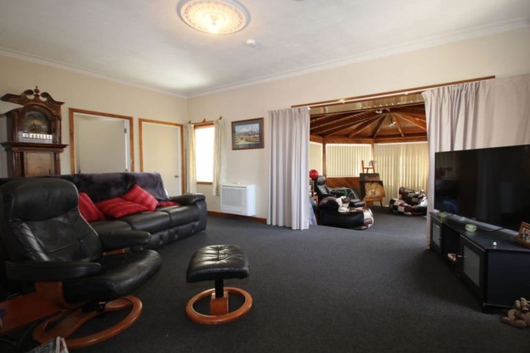 Photo of property in 207 Chelmsford Street, Waverley, Invercargill, 9810