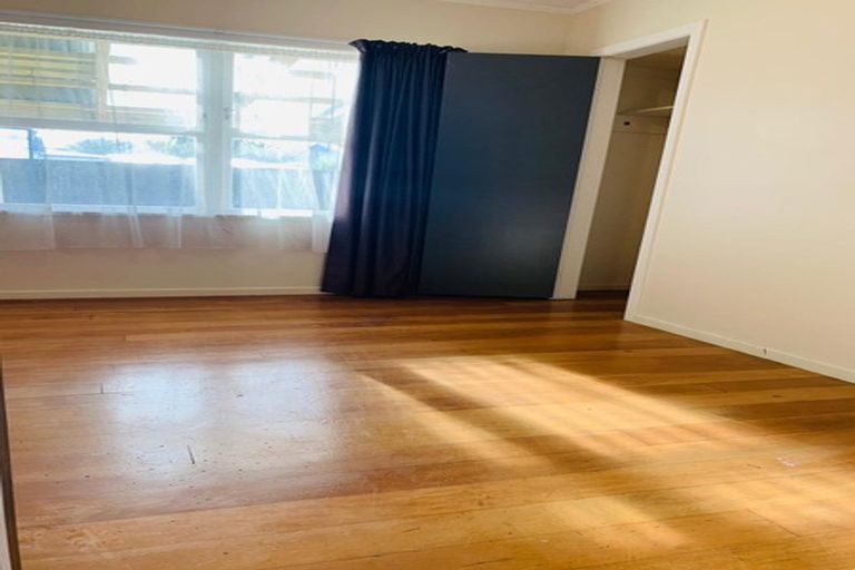 Photo of property in 14 Cargill Street, Papakura, 2110