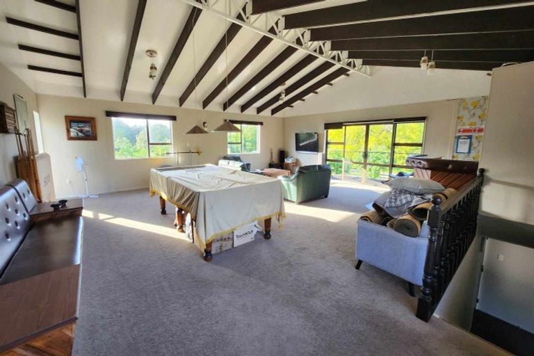 Photo of property in 729 Makerua Road, Tokomaru, Palmerston North, 4474