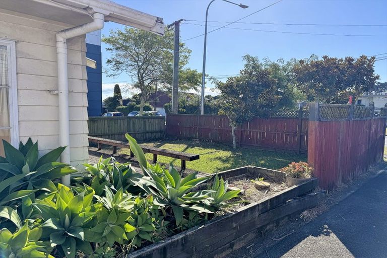 Photo of property in 205/58 Killarney Street, Takapuna, Auckland, 0622