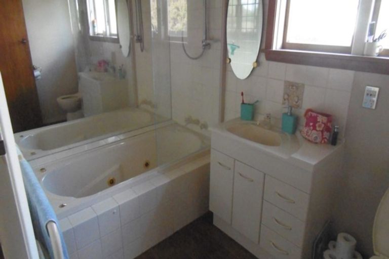 Photo of property in 34 Richards Avenue, Papanui, Christchurch, 8053