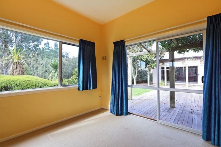 Photo of property in 100 Tironui Drive, Taradale, Napier, 4112