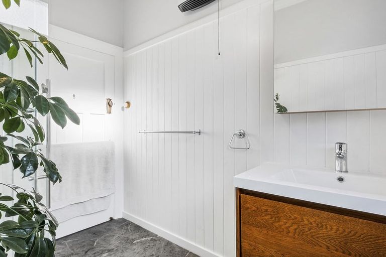 Photo of property in 262 Macandrew Road, Forbury, Dunedin, 9012