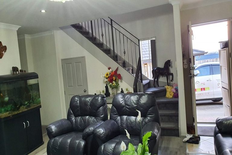 Photo of property in 76b Rathmar Drive, Manurewa, Auckland, 2105