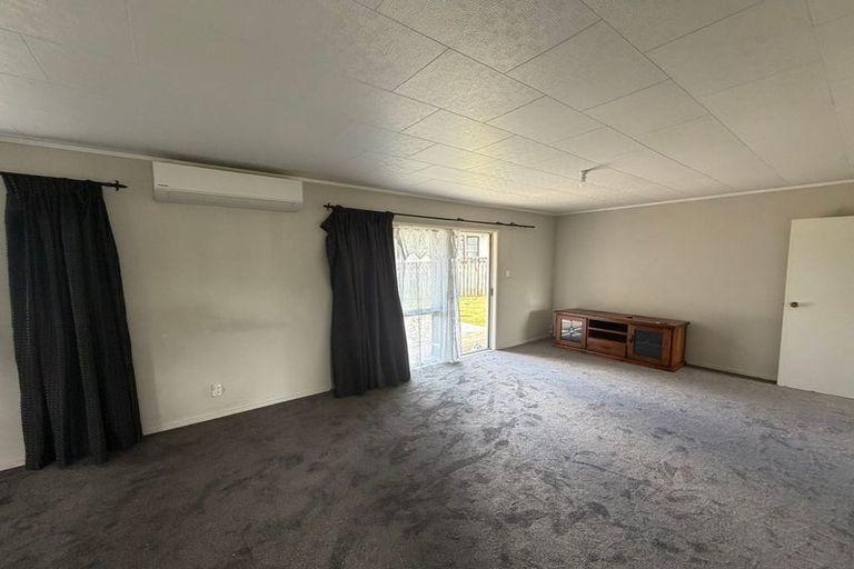 Photo of property in 15 Jontue Place, Clover Park, Auckland, 2019