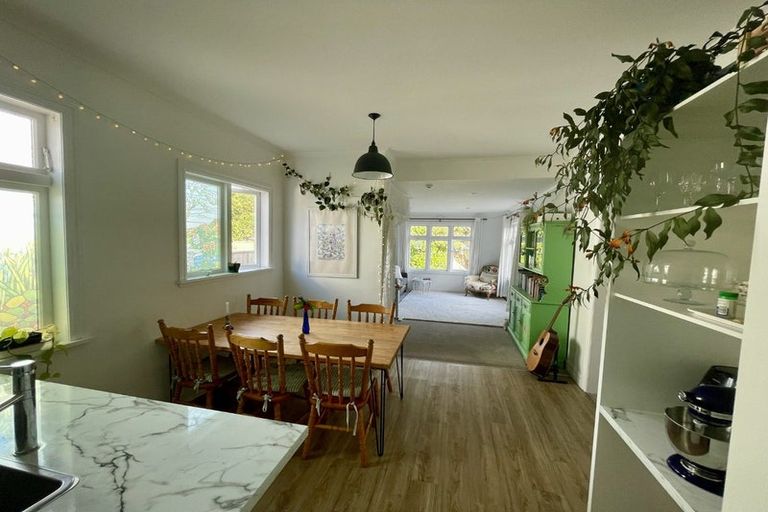 Photo of property in 30 Awamutu Grove, Waiwhetu, Lower Hutt, 5010