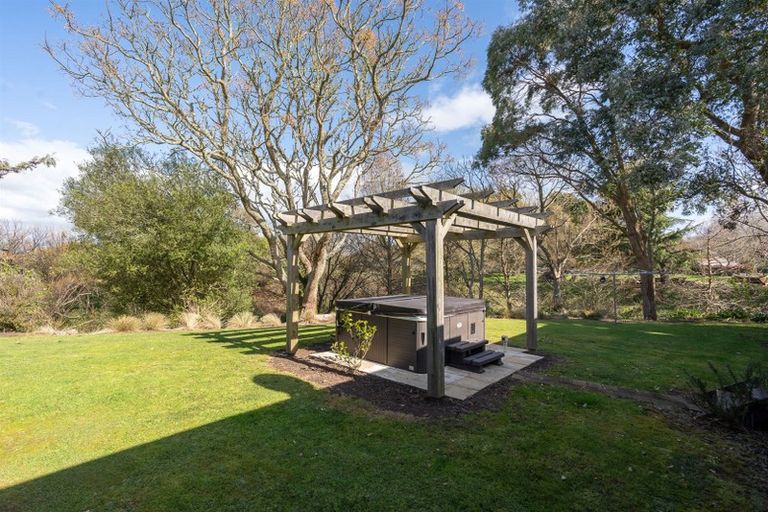 Photo of property in 8b Greenvale Close, Tamahere, Hamilton, 3283