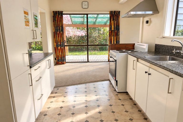 Photo of property in 6 Kyle Street, Riccarton, Christchurch, 8011