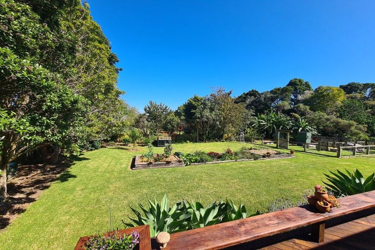 Photo of property in 260a Edward Street, Coromandel, 3506