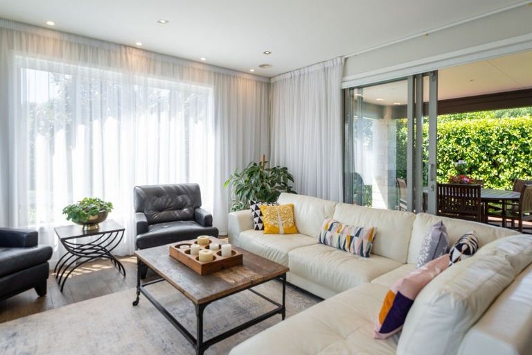 Photo of property in 8 Petrel Close, Paraparaumu Beach, Paraparaumu, 5032