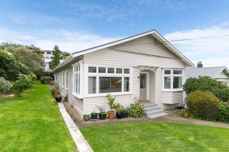 Photo of property in 60 Parkvale Road, Karori, Wellington, 6012