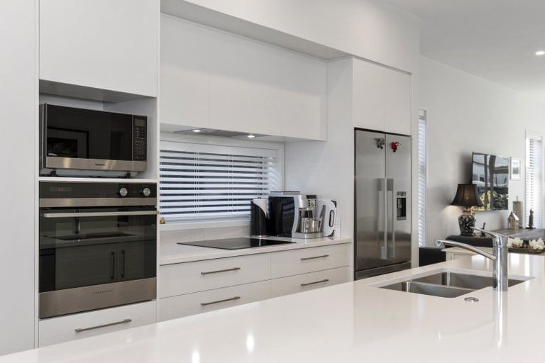 Photo of property in 39a Saint Pauls Drive, Brookfield, Tauranga, 3110