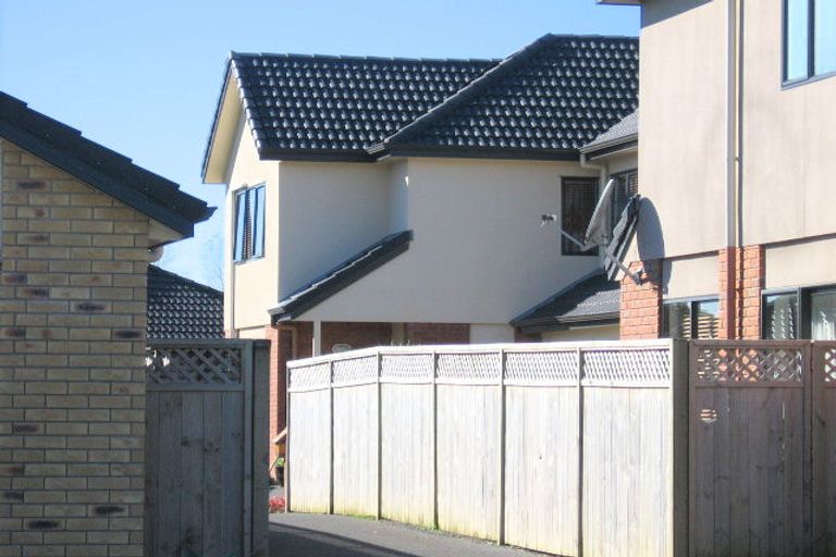 Photo of property in 14 Espalier Drive, Henderson, Auckland, 0612