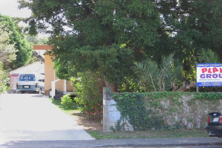 Photo of property in 67 Godley Road, Green Bay, Auckland, 0604