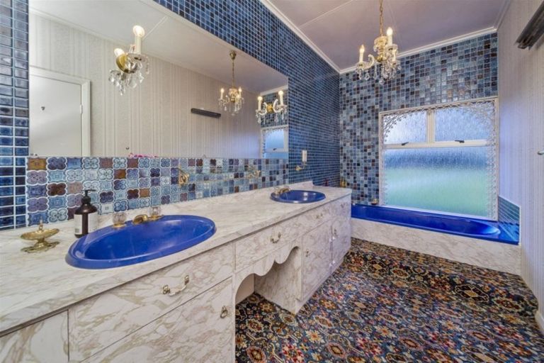 Photo of property in 8a Clifford Street, Hawera, 4610