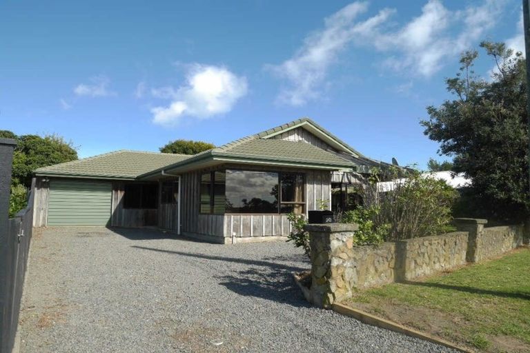 Photo of property in 20 Ngaio Road, Raumati Beach, Paraparaumu, 5032